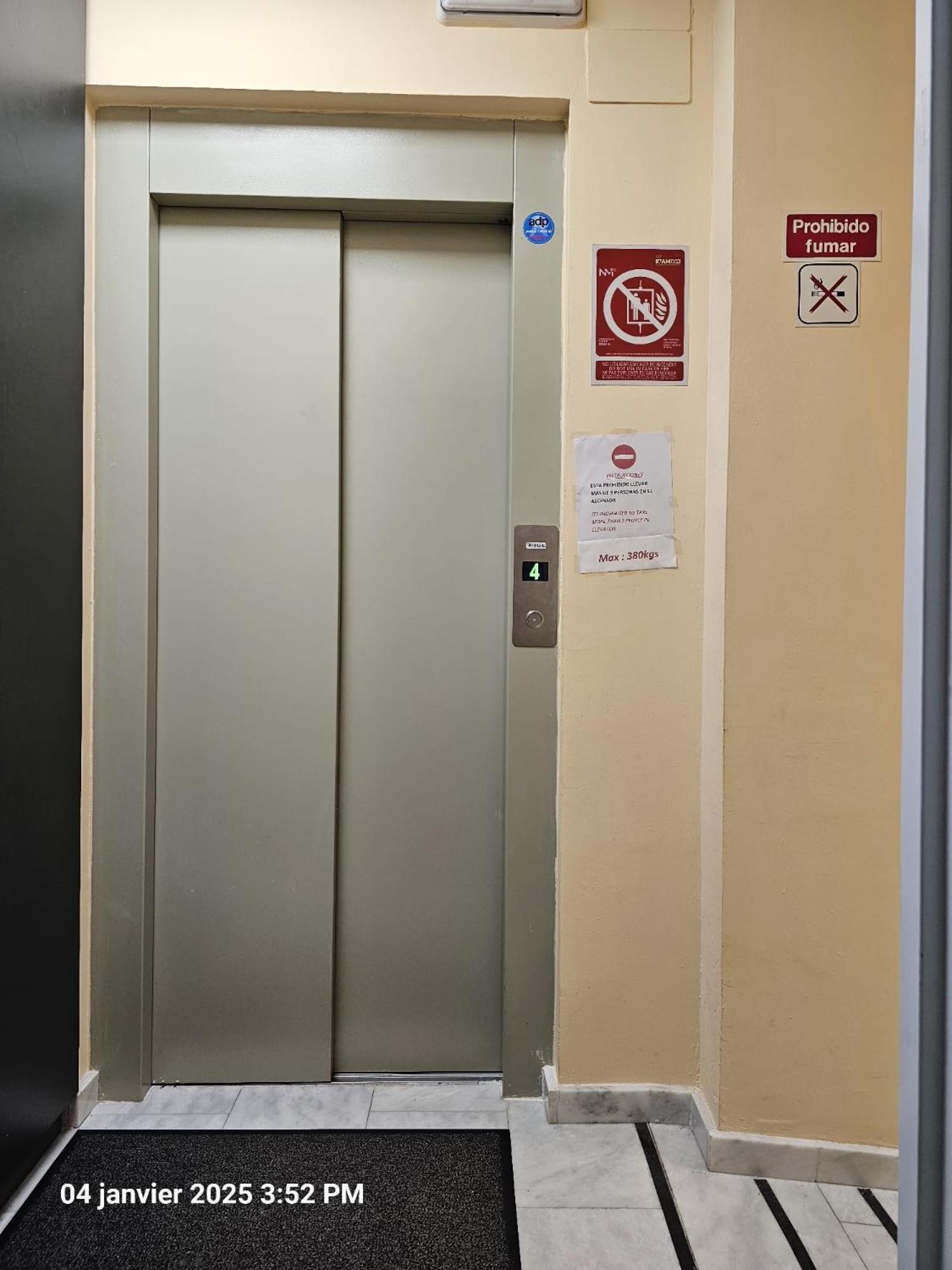Apartamentos Turisticos Kenzamin Alicante Luaran gambar