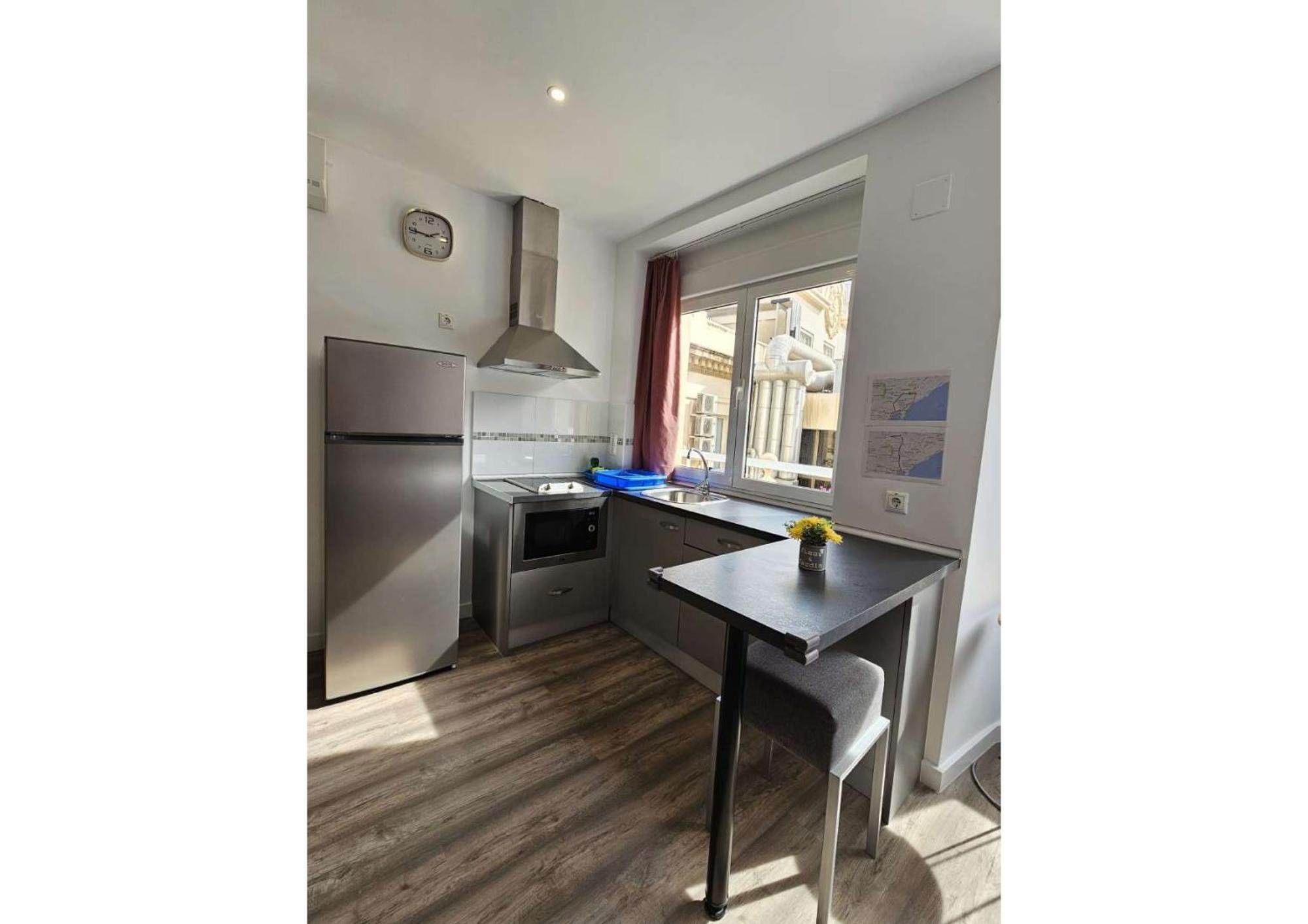 Apartamentos Turisticos Kenzamin Alicante Luaran gambar