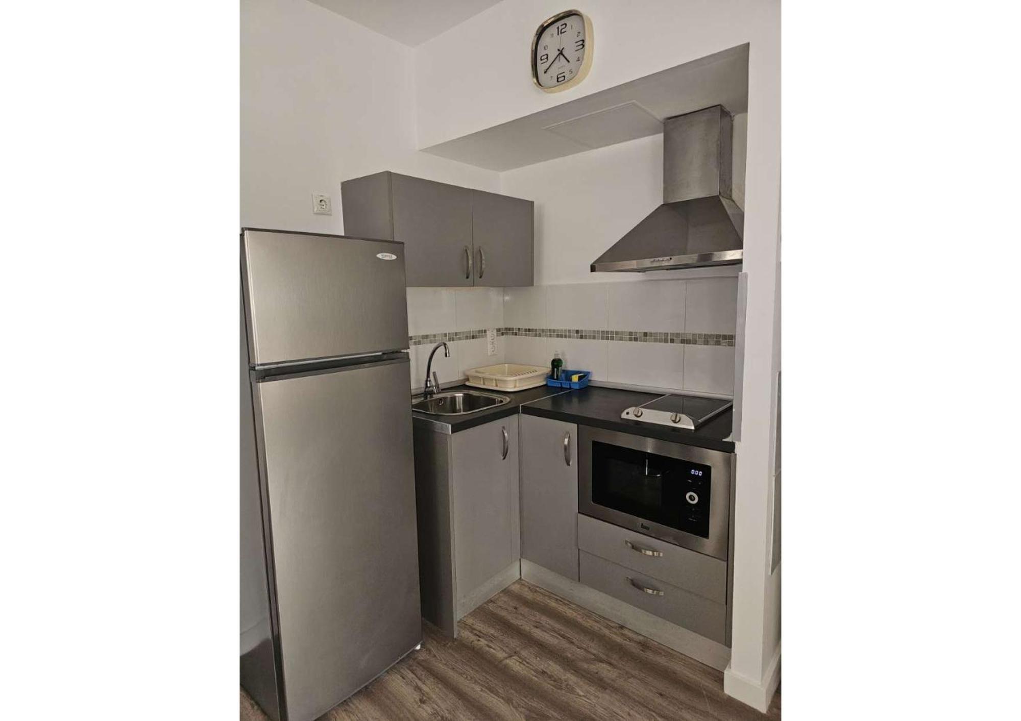 Apartamentos Turisticos Kenzamin Alicante Luaran gambar