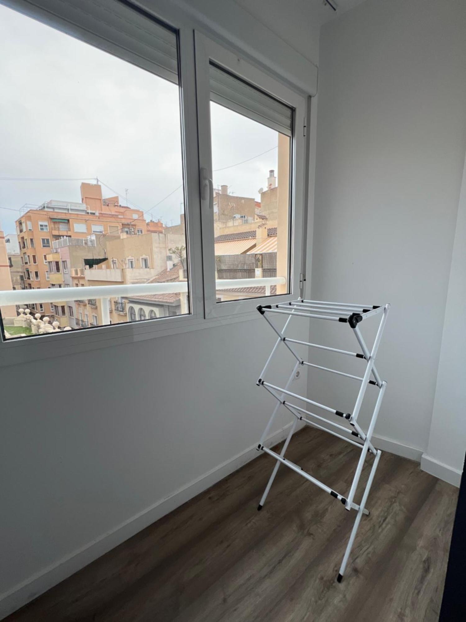 Apartamentos Turisticos Kenzamin Alicante Luaran gambar