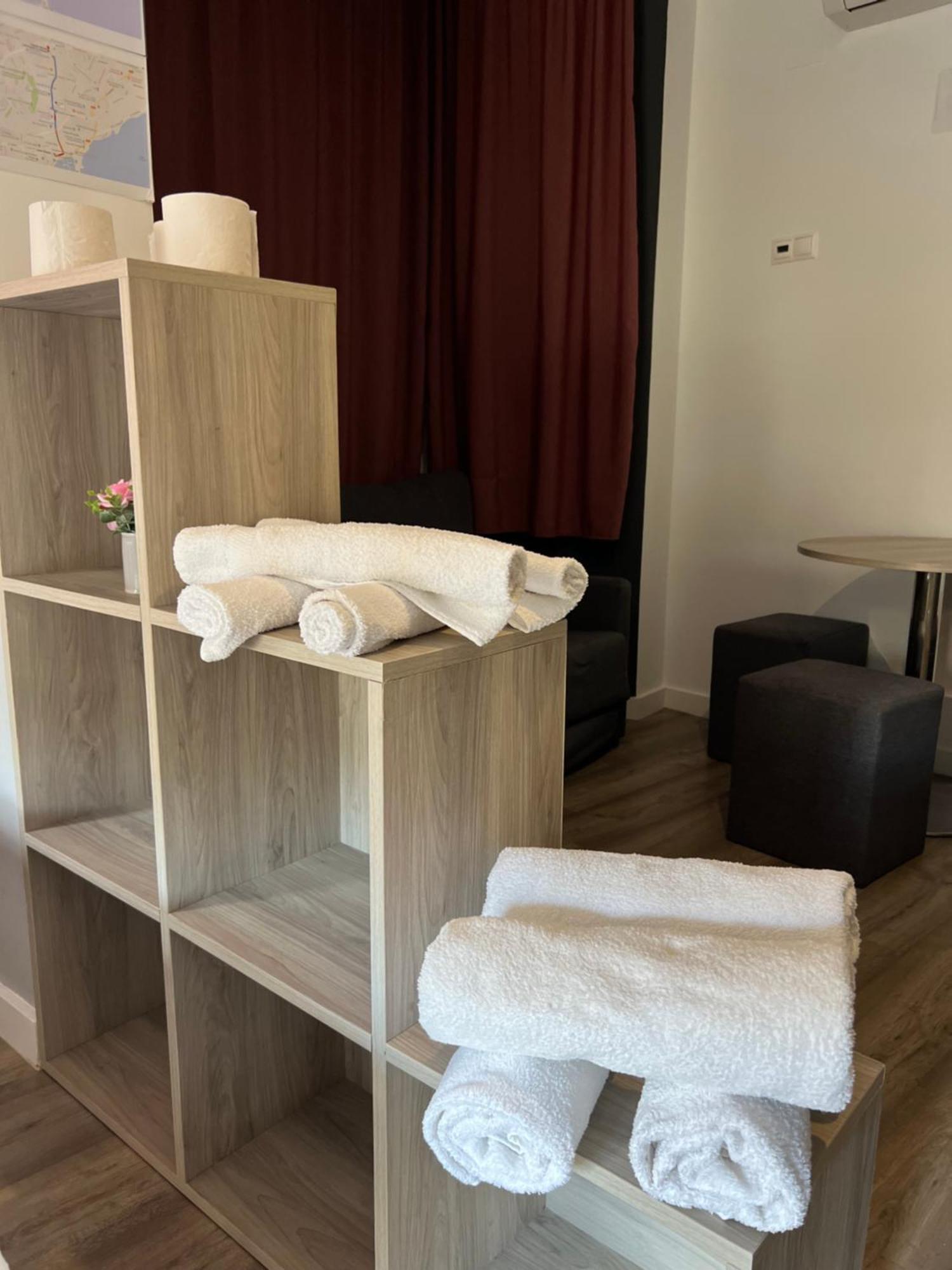 Apartamentos Turisticos Kenzamin Alicante Luaran gambar